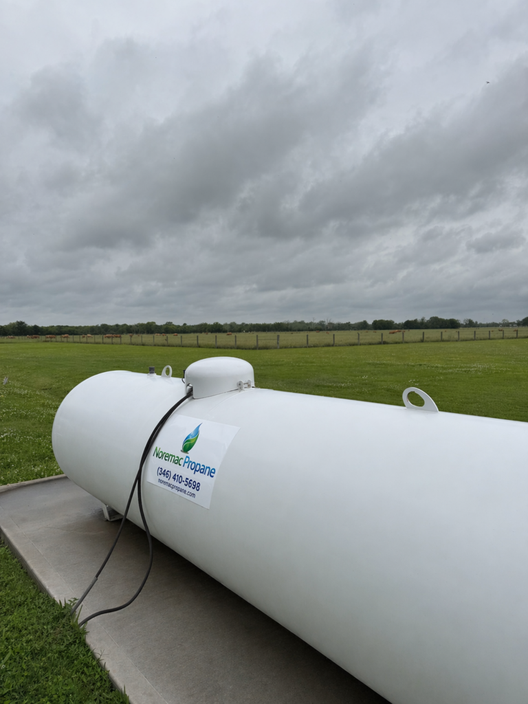 Large capacity commercial propane tank installed for a local food business in Brookshire TX
